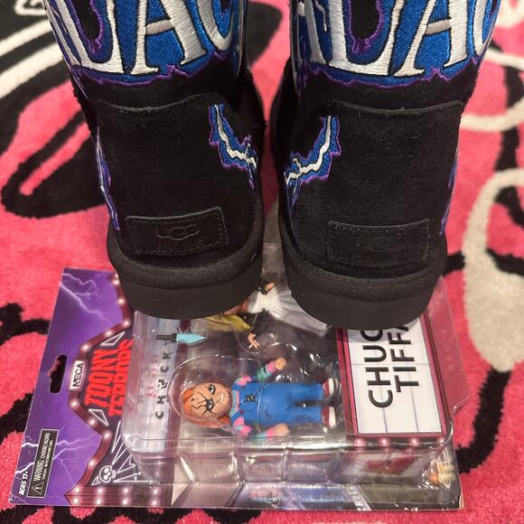 UGG Classic Short Boot x Palace Lightning - Black - Size 10 - Used - Picture 6 of 11